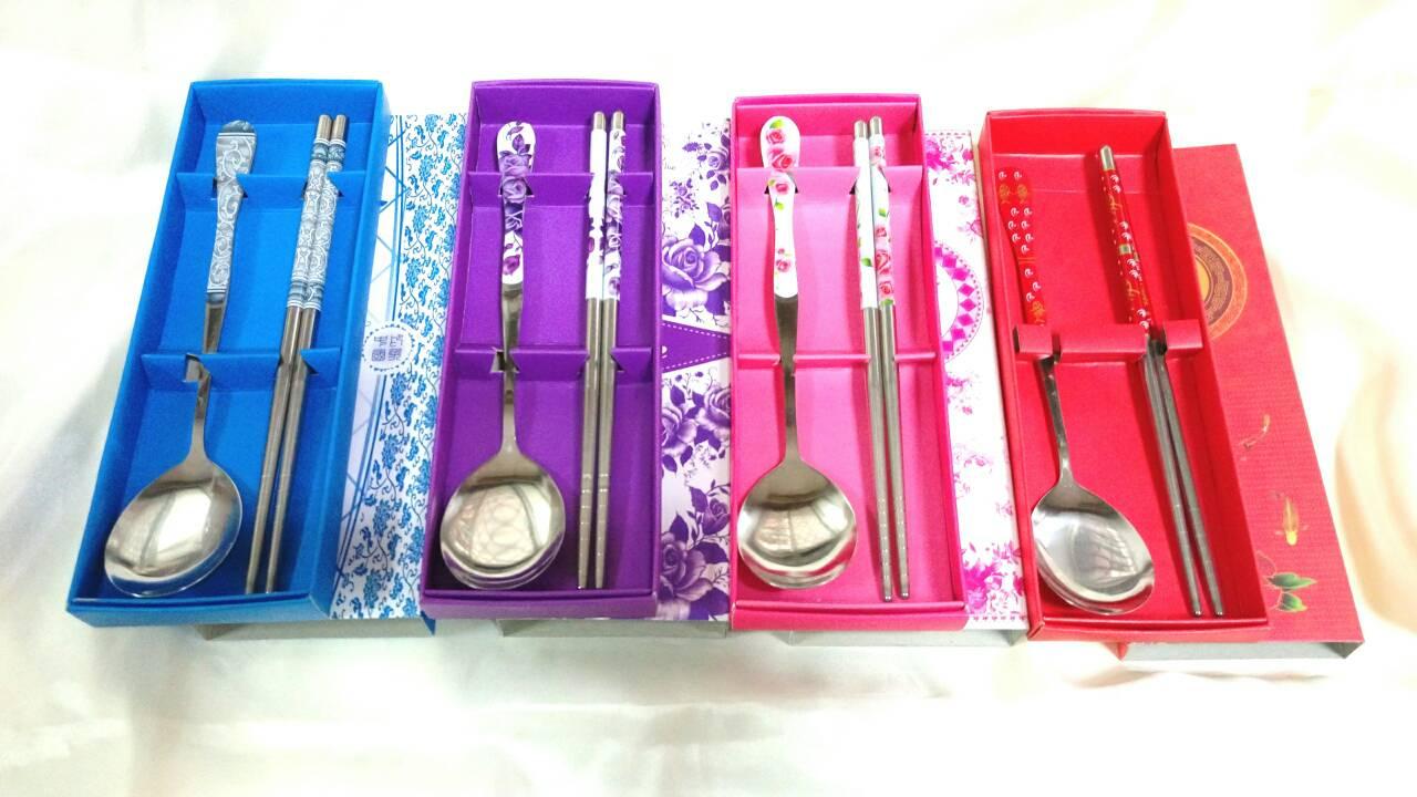 筷子湯匙餐具禮盒(10組)  結婚用品 婚禮小物 禮贈品 生活用品 送客禮 ht-0122